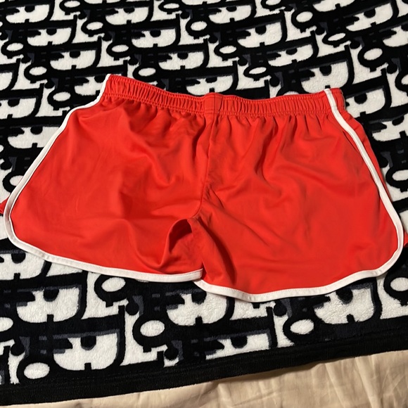 Champion Shorts - Picture 5 of 5